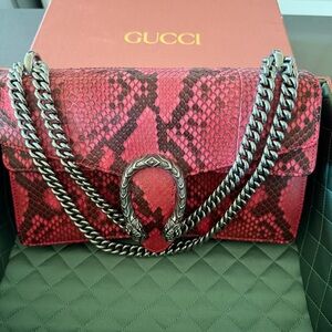 Rare Exotic Gucci Bag in Pink
